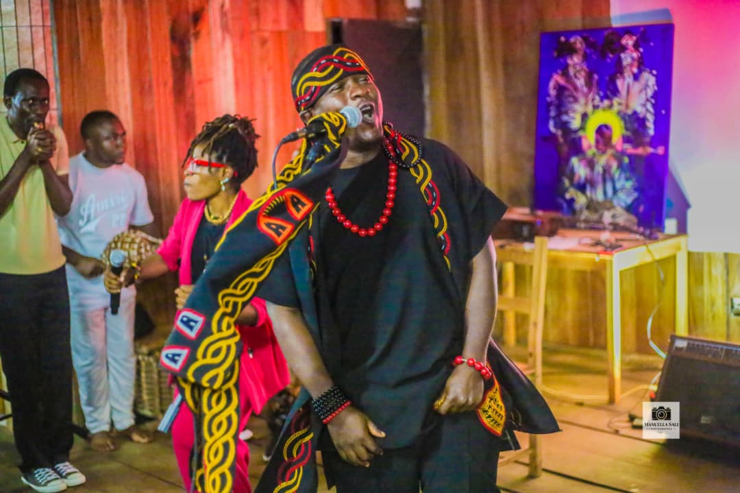 Bruises National Tour Bandjoun Station